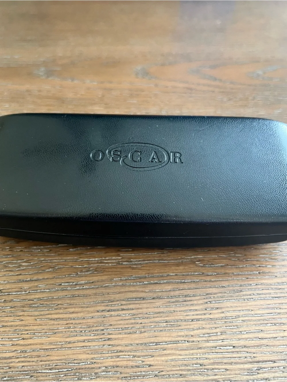 Oscar de la Renta item pictured